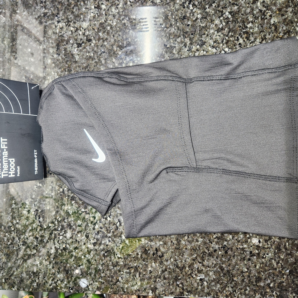 Nike Therma-FIT Hoodie in Charcoal